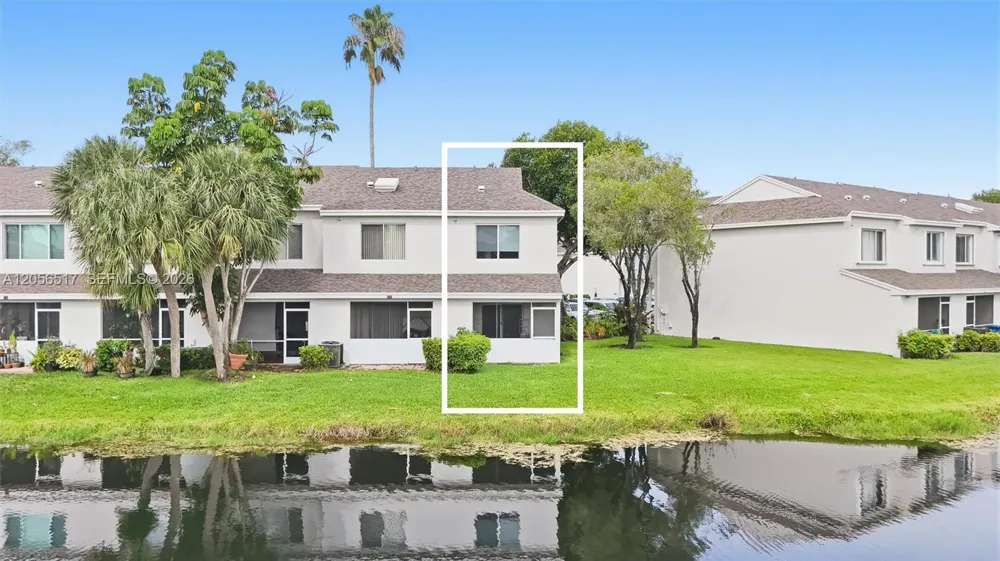 16631 Hemingway Dr Weston, FL 33326