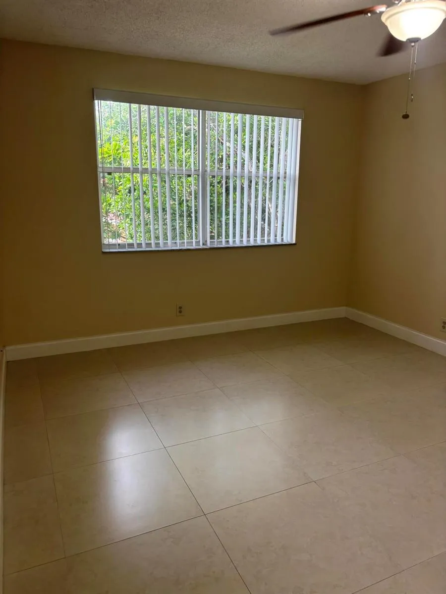 8761 WILES ROAD #304 Coral Springs, FL 33067