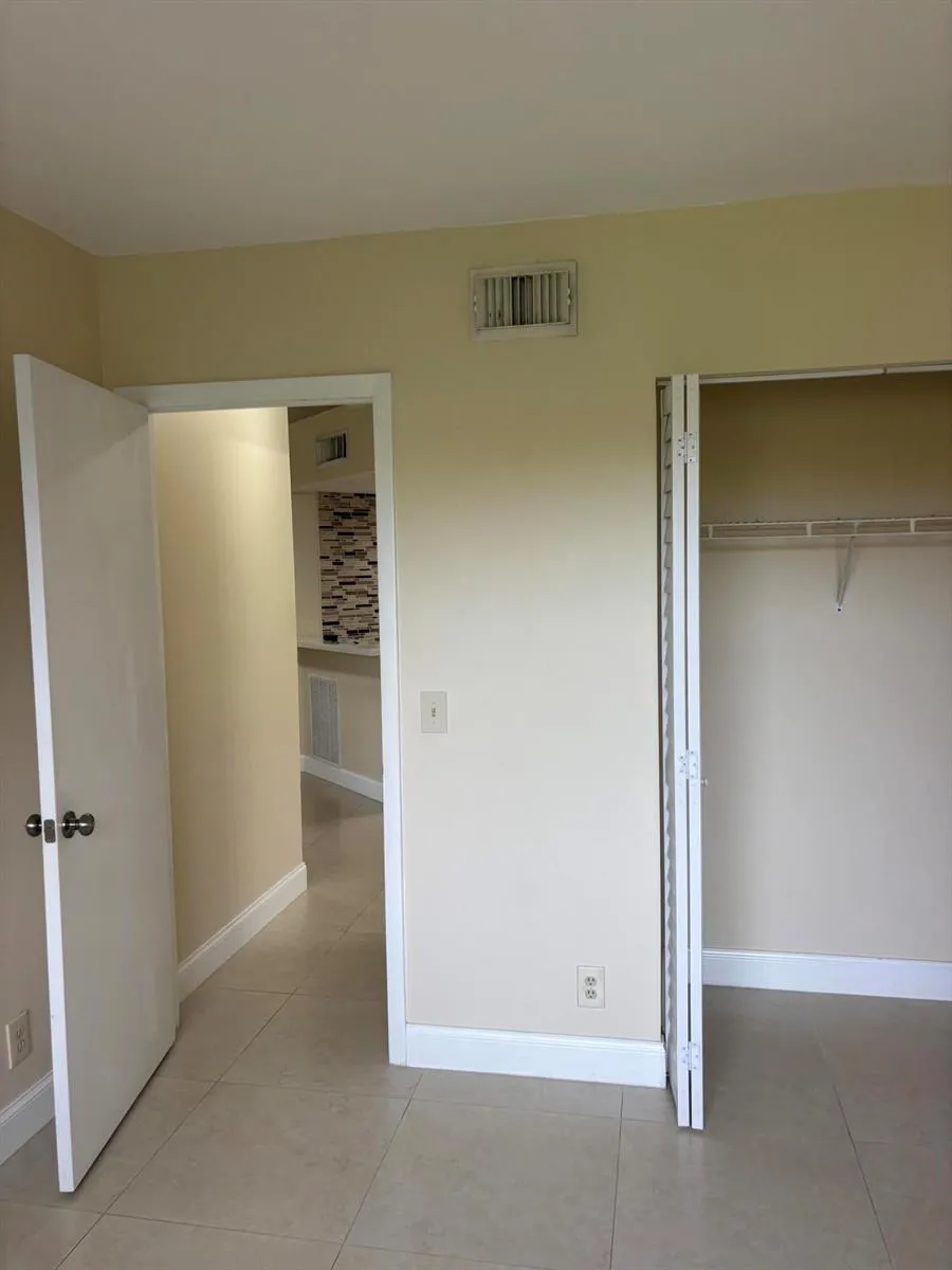 8761 WILES ROAD #304 Coral Springs, FL 33067