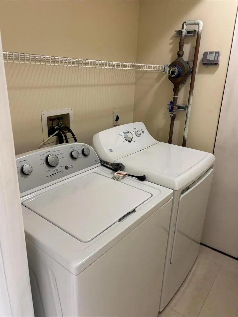 8761 WILES ROAD #304 Coral Springs, FL 33067