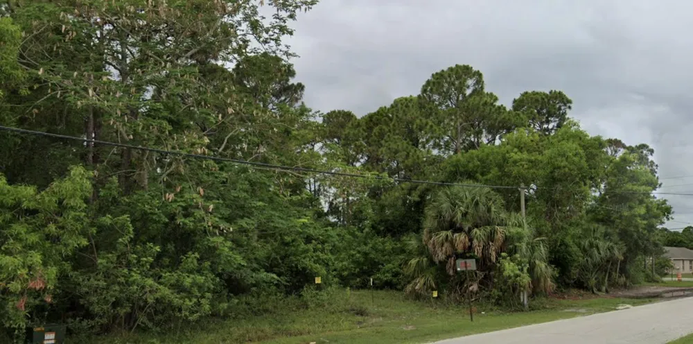 866 SE WALTERS TERRACE Port St. Lucie, FL 34983