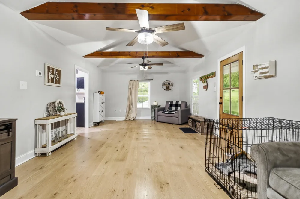 4712 Strawberry Plains Pike Knoxville, TN 37914