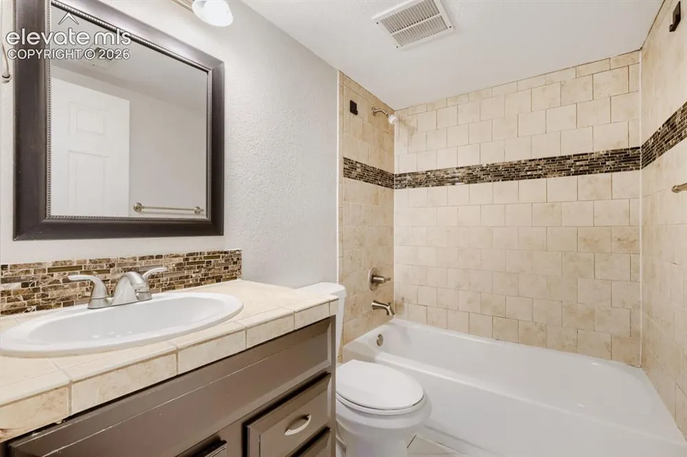 4389 Neal Court Colorado Springs, CO 80916
