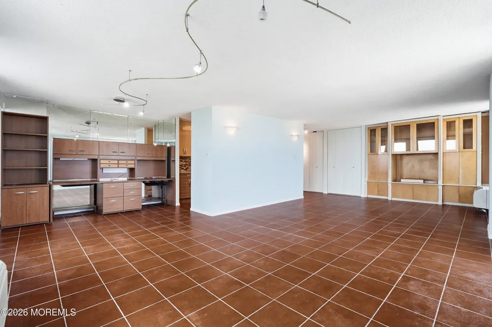 787 Ocean Avenue #704 Long Branch, NJ 07740
