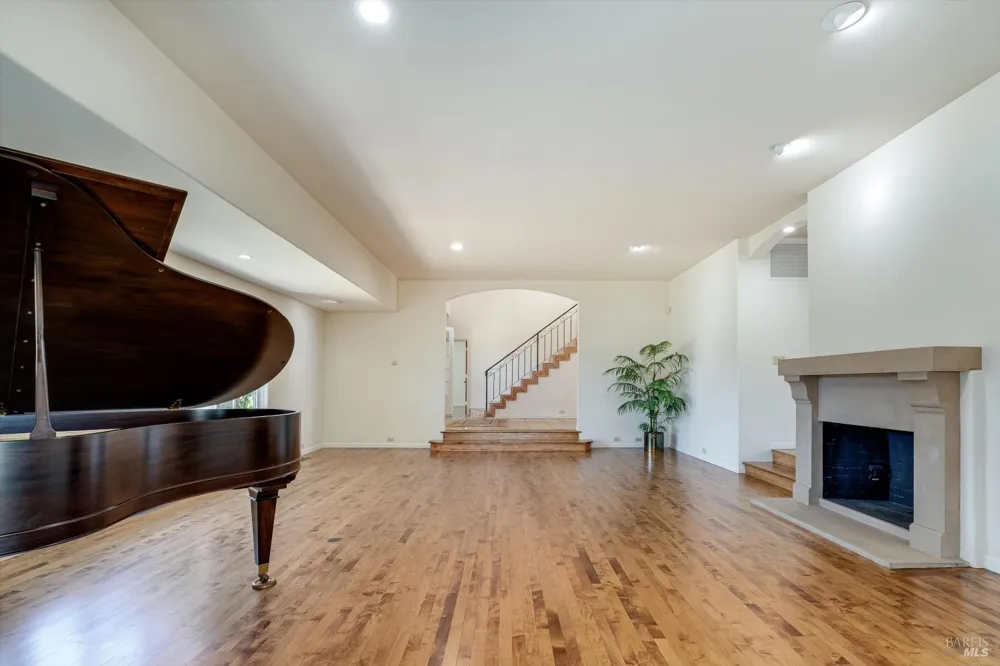 1910 Ridgeview Lane St. Helena, CA 94574