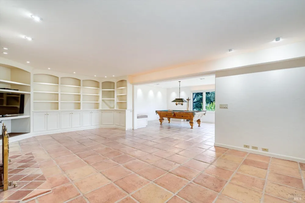 1910 Ridgeview Lane St. Helena, CA 94574