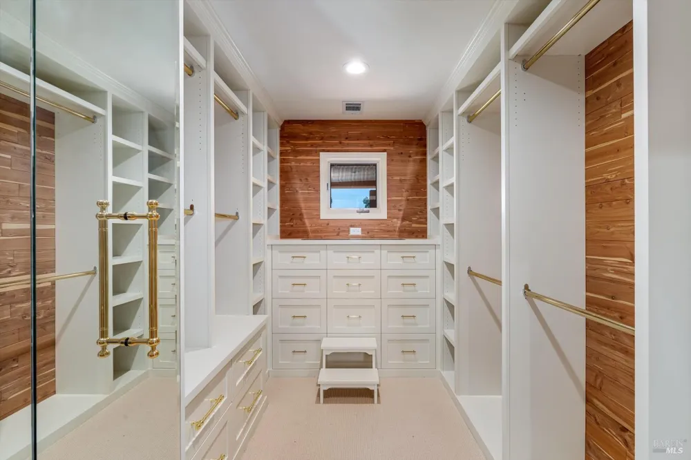 1910 Ridgeview Lane St. Helena, CA 94574