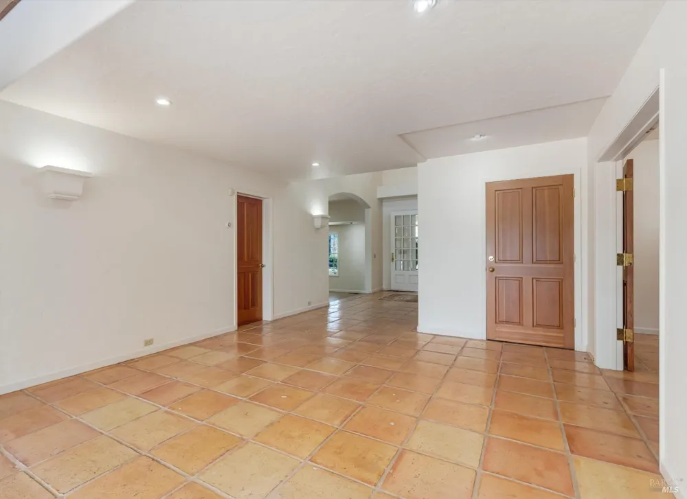 1910 Ridgeview Lane St. Helena, CA 94574