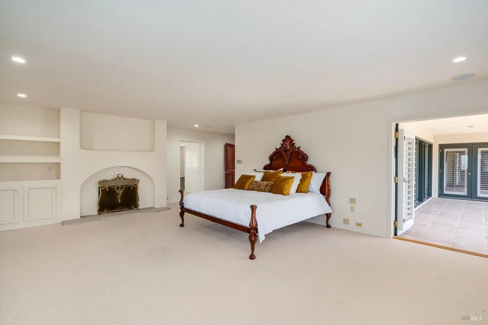 1910 Ridgeview Lane St. Helena, CA 94574