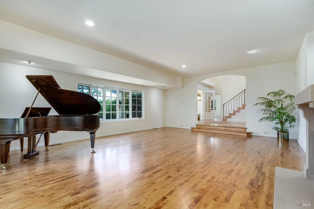 1910 Ridgeview Lane St. Helena, CA 94574