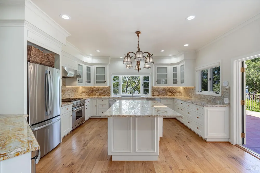 1910 Ridgeview Lane St. Helena, CA 94574