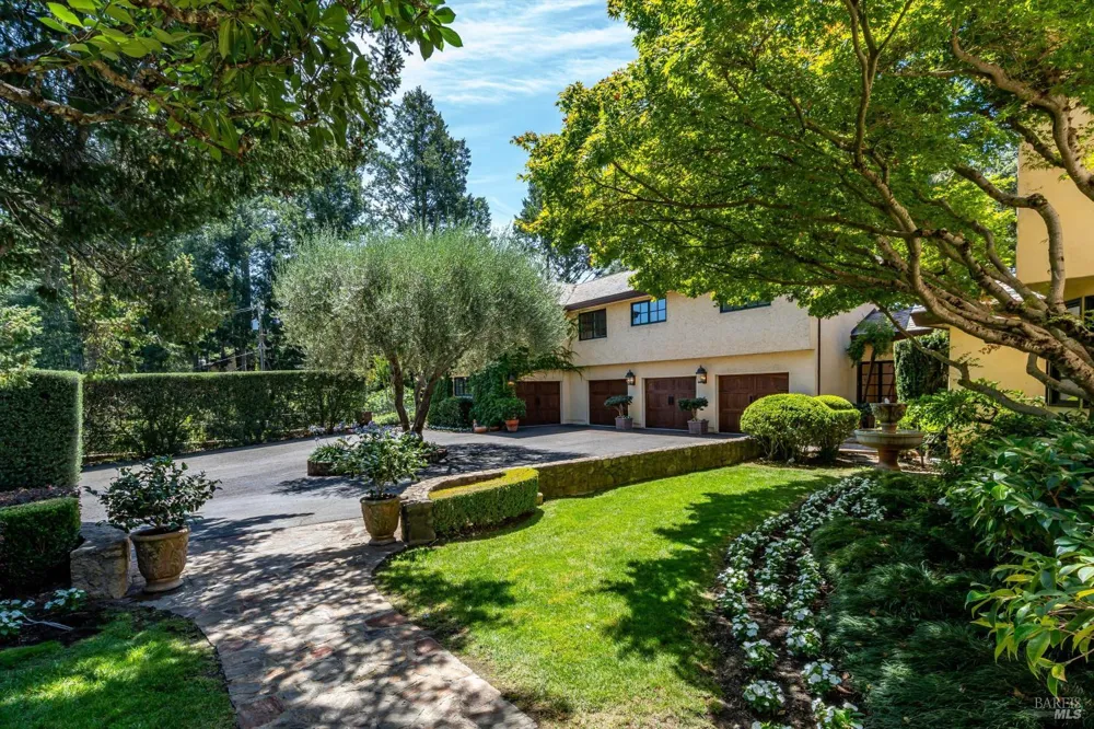 1910 Ridgeview Lane St. Helena, CA 94574