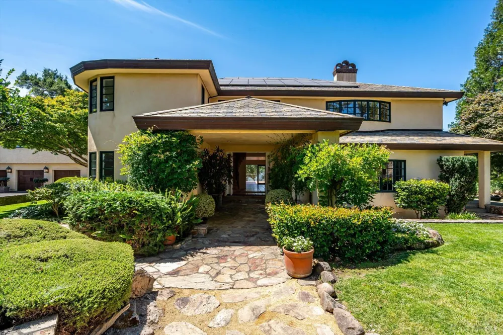 1910 Ridgeview Lane St. Helena, CA 94574