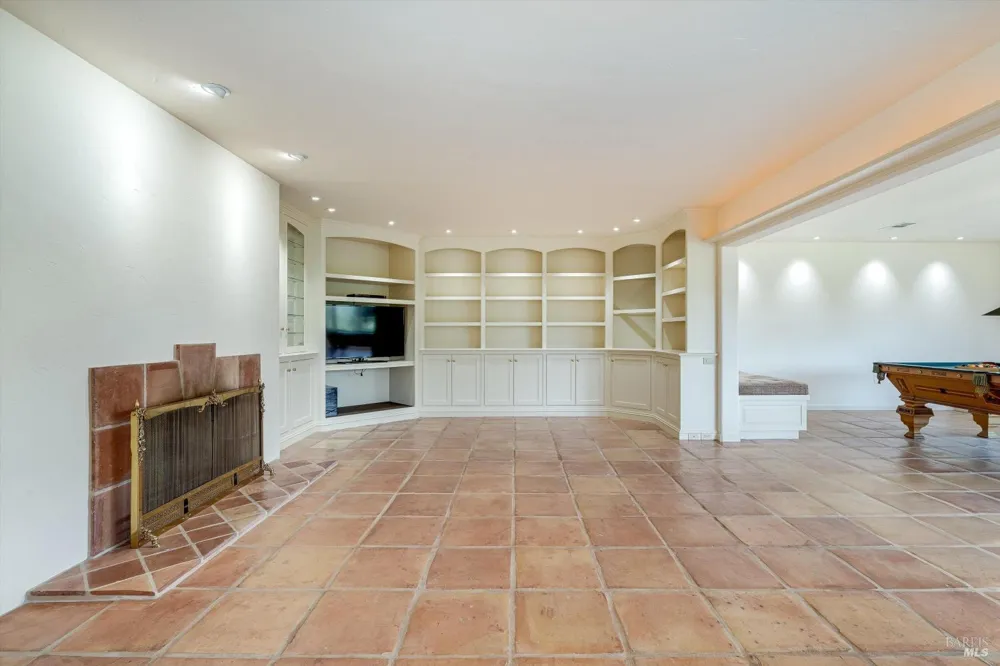 1910 Ridgeview Lane St. Helena, CA 94574