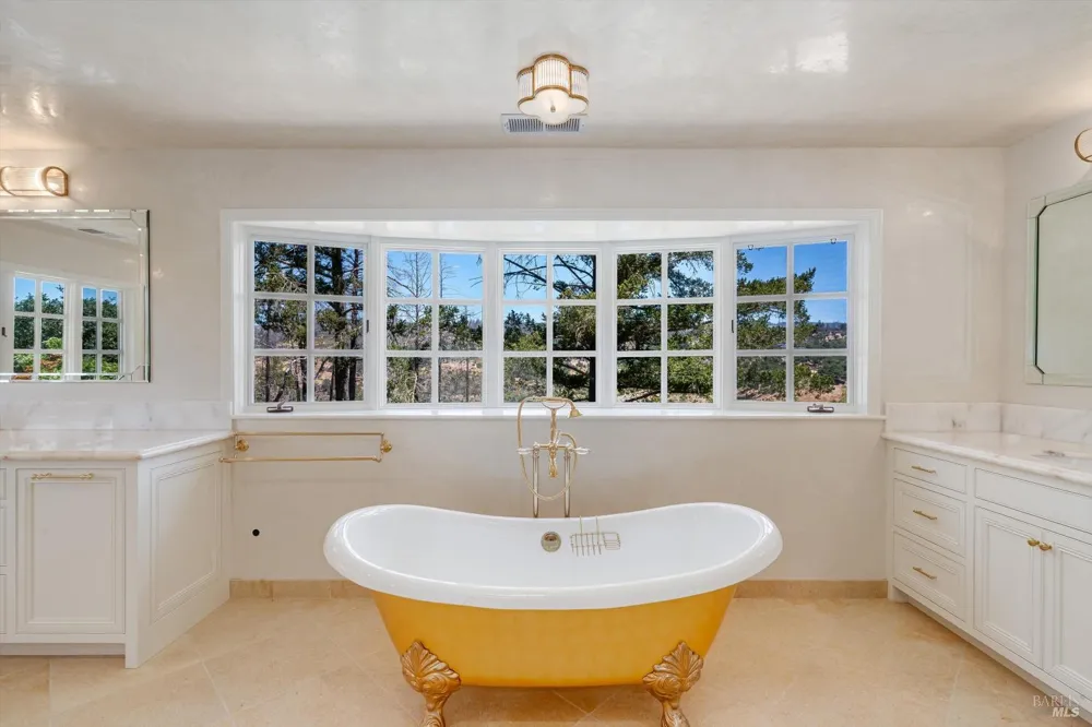 1910 Ridgeview Lane St. Helena, CA 94574