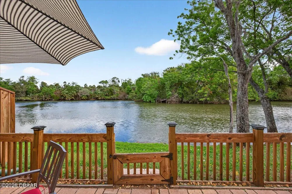 525 Lakebridge Drive Ormond Beach, FL 32174