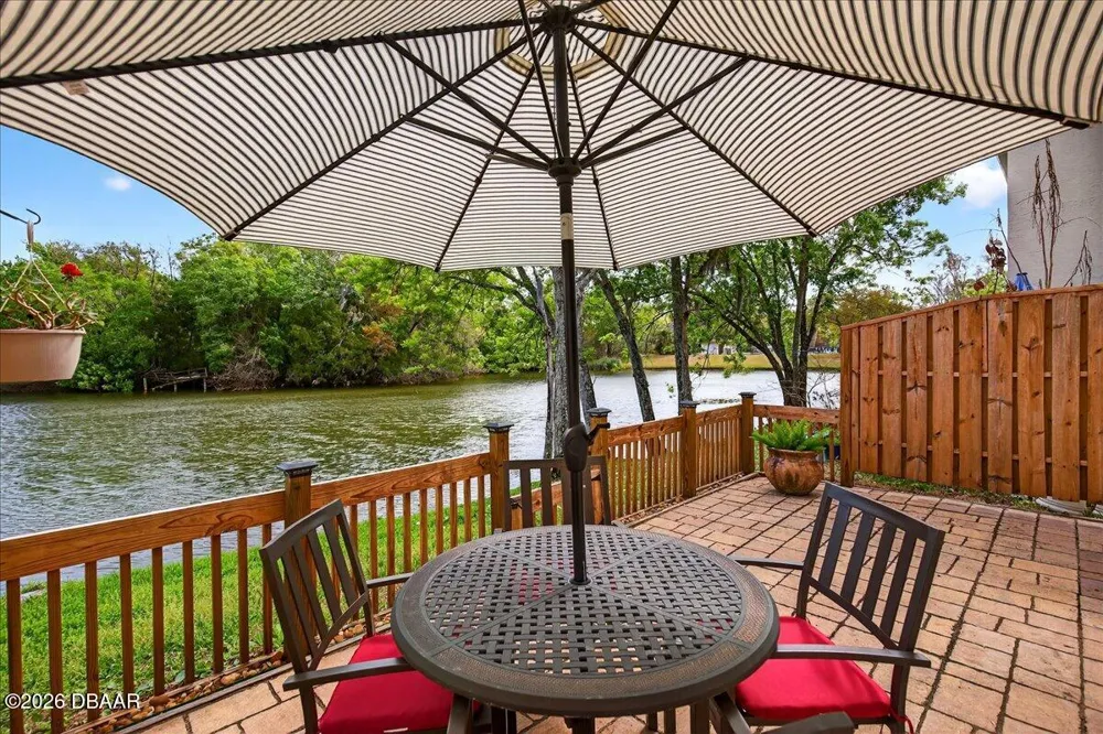 525 Lakebridge Drive Ormond Beach, FL 32174