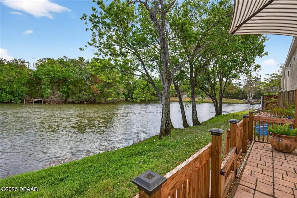 525 Lakebridge Drive Ormond Beach, FL 32174