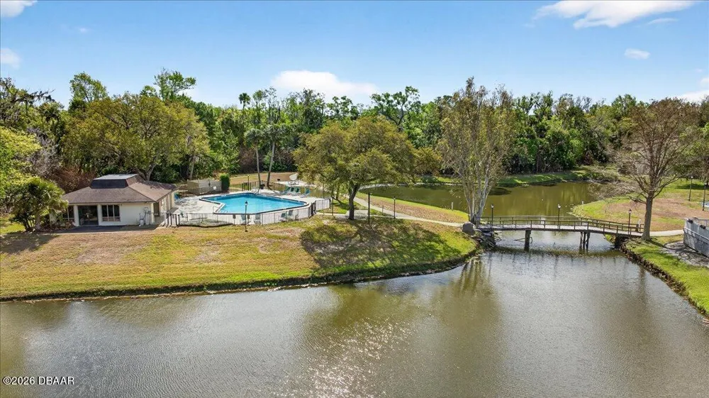 525 Lakebridge Drive Ormond Beach, FL 32174