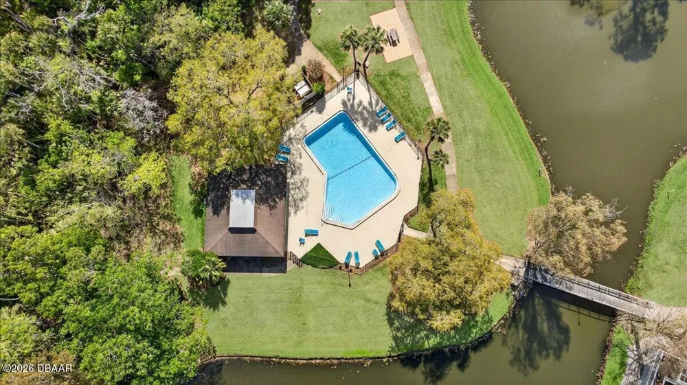 525 Lakebridge Drive Ormond Beach, FL 32174