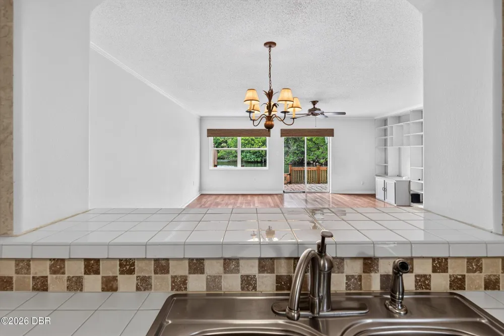 525 Lakebridge Drive Ormond Beach, FL 32174