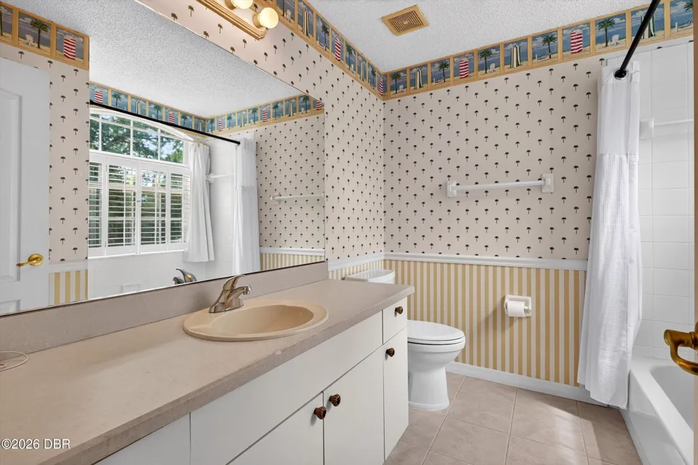 525 Lakebridge Drive Ormond Beach, FL 32174