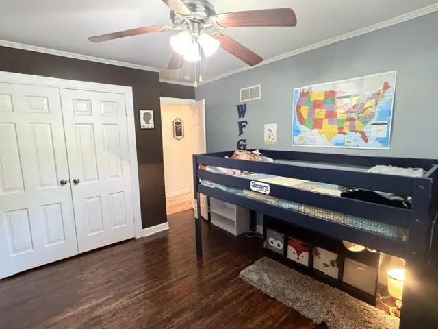 504 Franklin Dr Paris, TN 38242