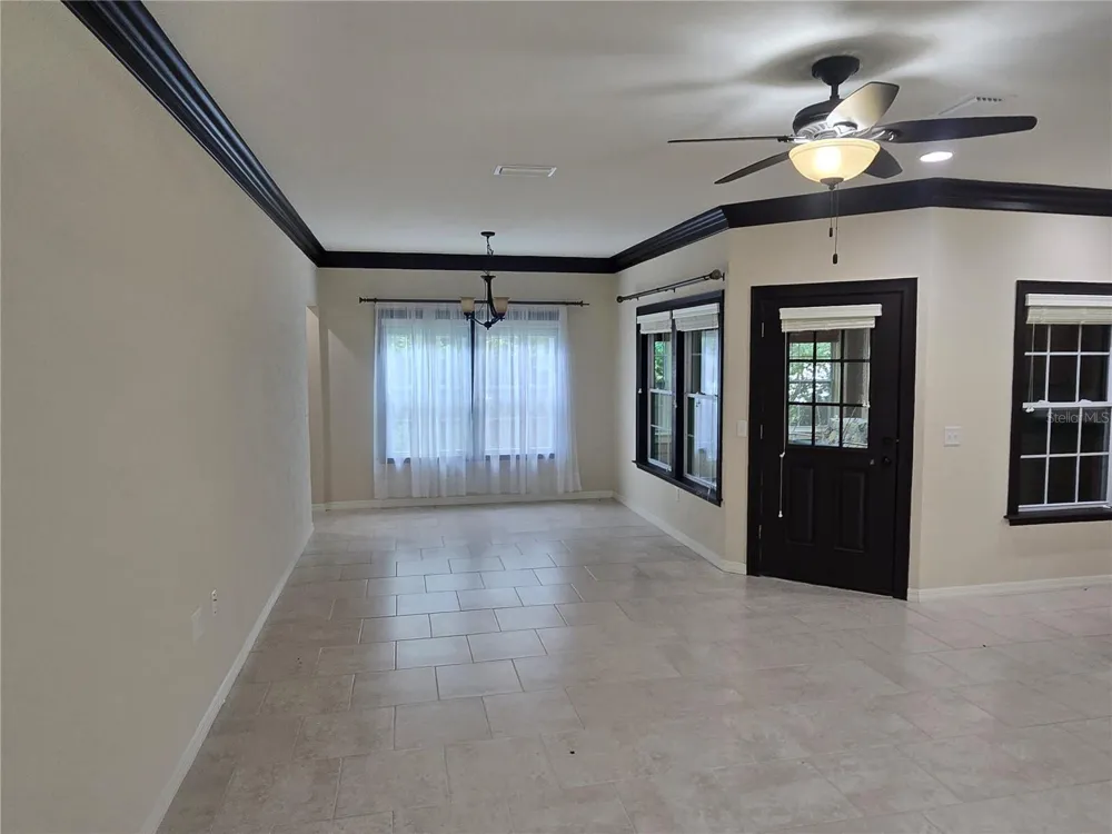 19176 NW 228TH STREET High Springs, FL 32643