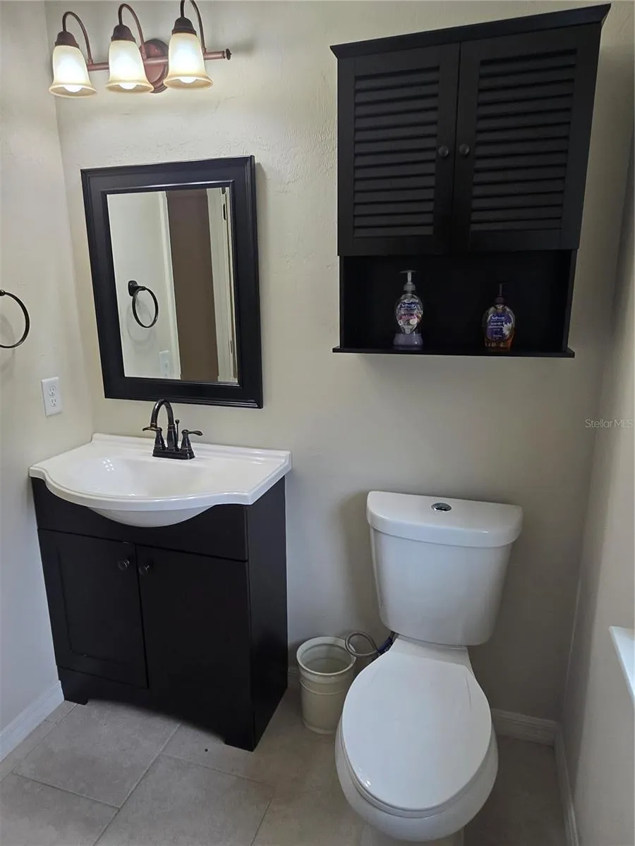 19176 NW 228TH STREET High Springs, FL 32643