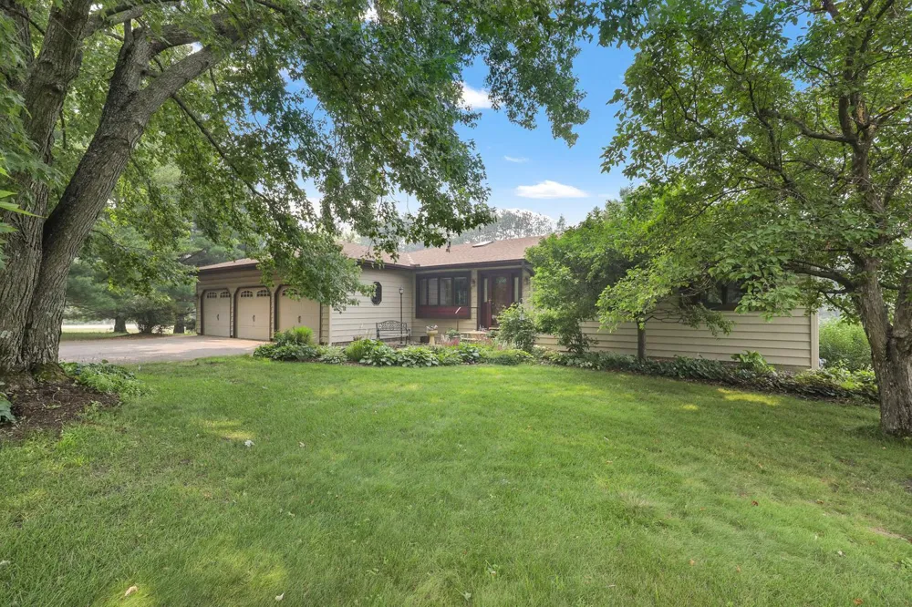 19010 Albatross Street NW Cedar, MN 55011