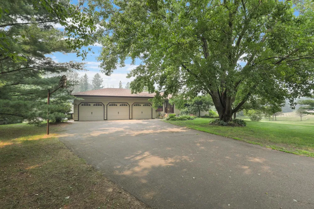 19010 Albatross Street NW Cedar, MN 55011