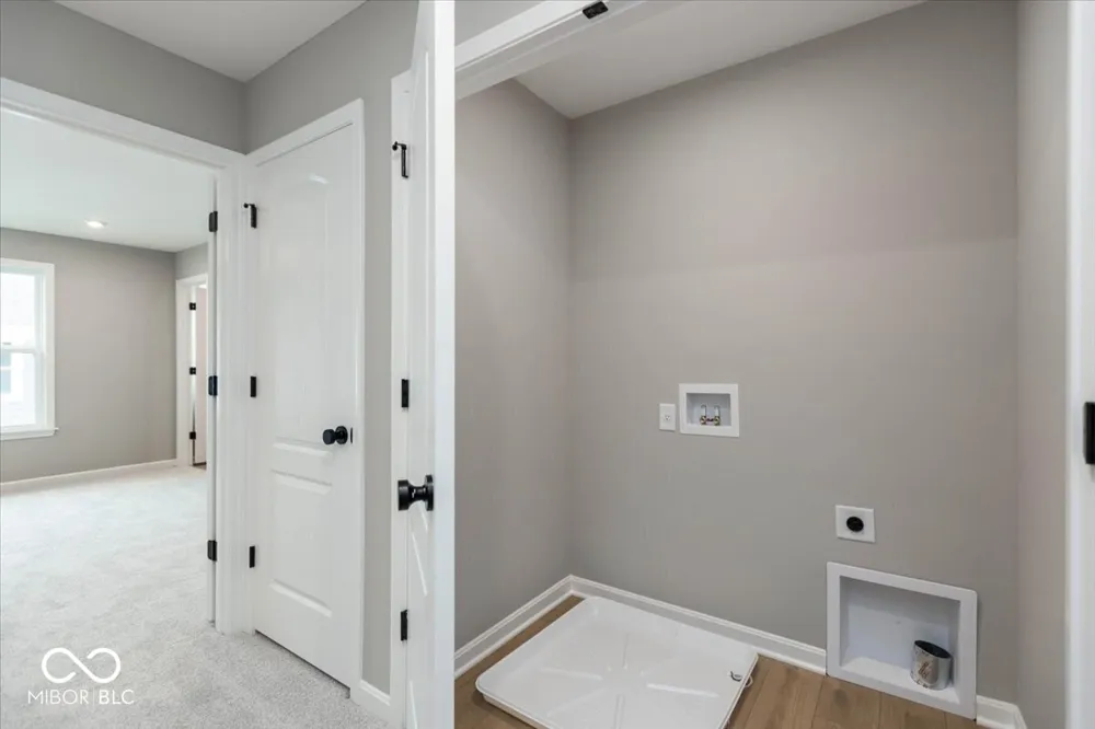 6144 Parsonage Place #330-403 McCordsville, IN 46055