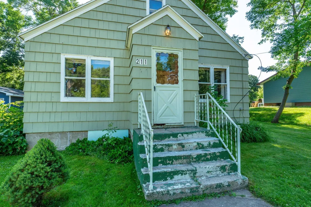 211 5th Street SE Pelican Rapids, MN 56572