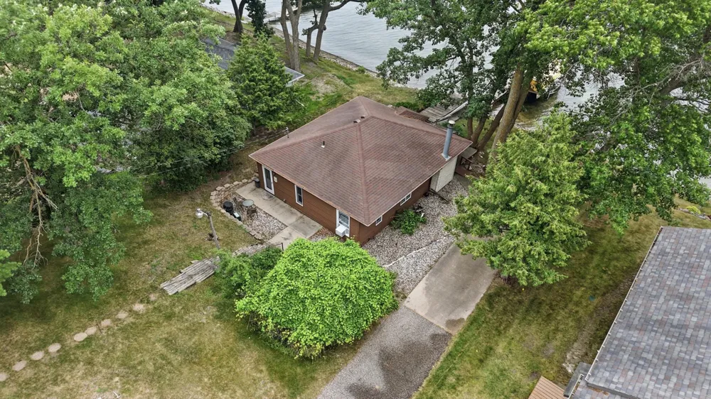 1191 Long Beach Drive Detroit Lakes, MN 56501