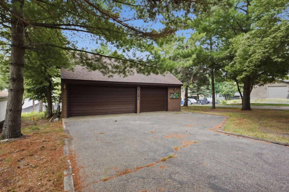 1191 Long Beach Drive Detroit Lakes, MN 56501
