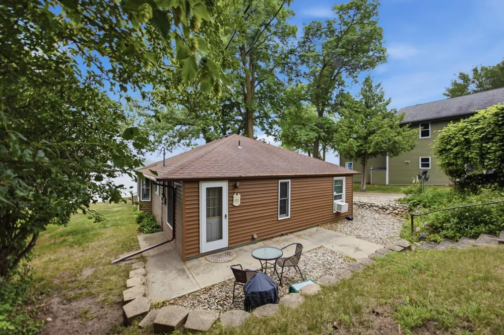 1191 Long Beach Drive Detroit Lakes, MN 56501