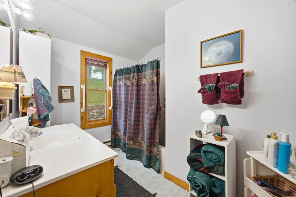 1191 Long Beach Drive Detroit Lakes, MN 56501