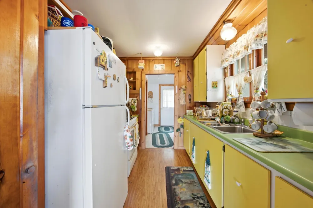 1191 Long Beach Drive Detroit Lakes, MN 56501