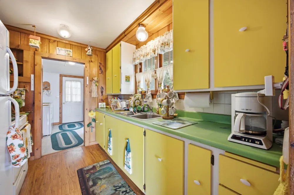 1191 Long Beach Drive Detroit Lakes, MN 56501