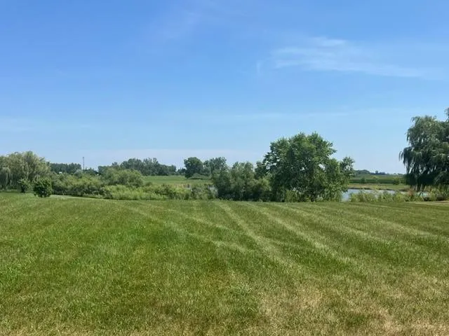 1185 Dale Street SW Hutchinson, MN 55350