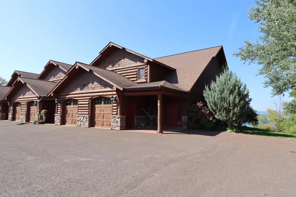 2729 Lake Shore Drive E #4 Ashland, WI 54806