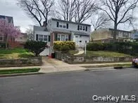 899 Cleveland Street