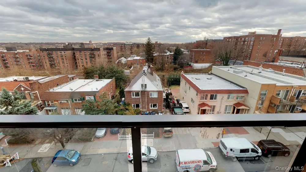 67-19 Austin Street #5A Forest Hills, NY 11375