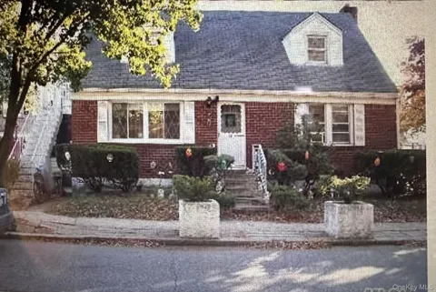 62 ash Street