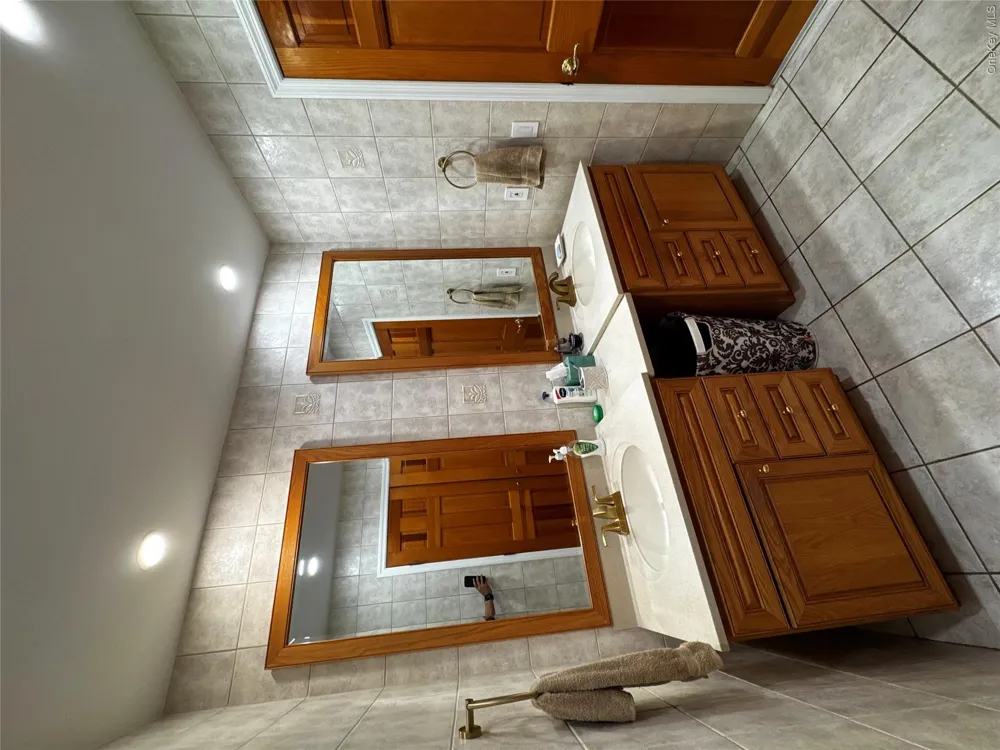 4 Shana Lane Mahopac, NY 10541