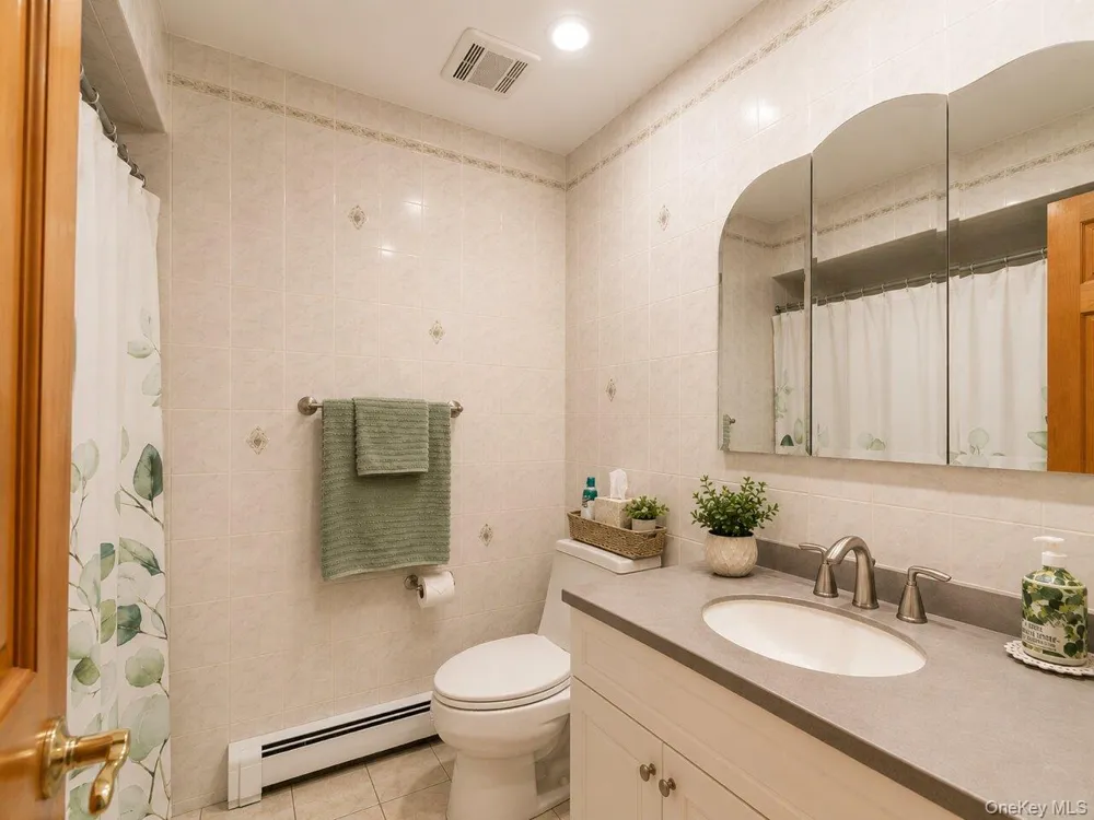 4 Shana Lane Mahopac, NY 10541