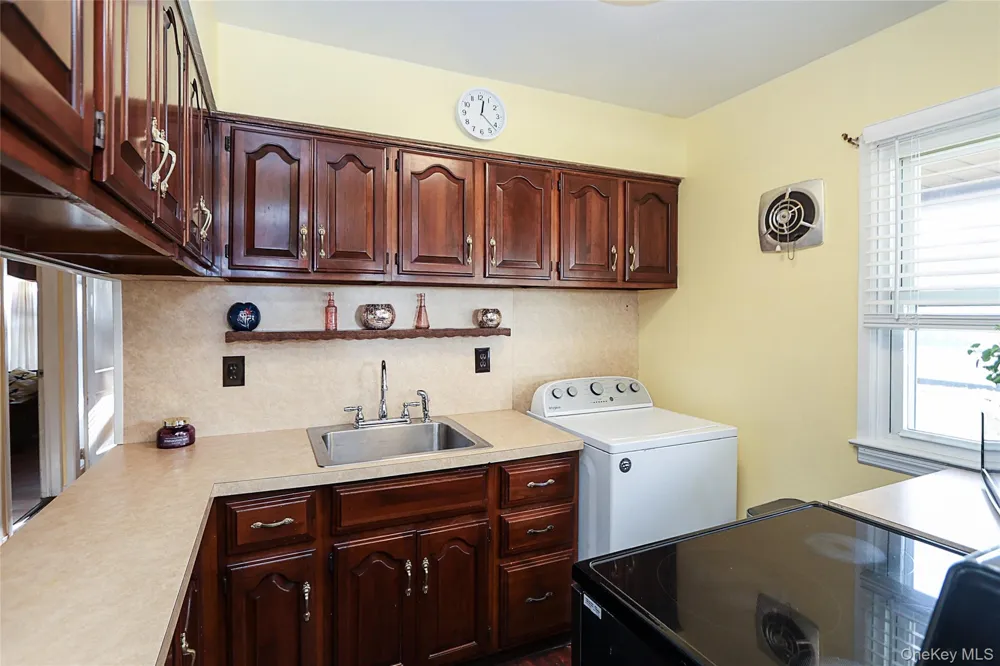 12 E Millpage Drive Bethpage, NY 11714