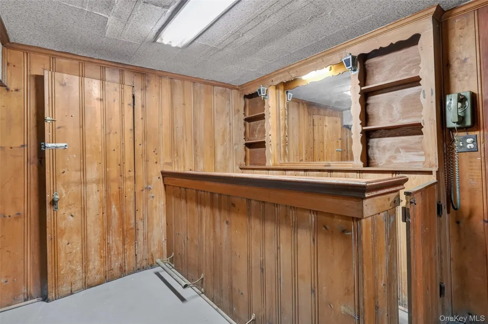 297 E Devonia Avenue Mount Vernon, NY 10552