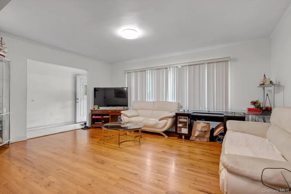5011 175th Street Fresh Meadows, NY 11365