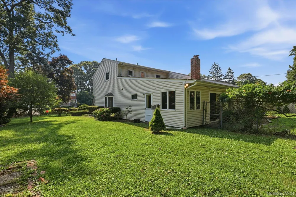 12 Kenny Street Hauppauge, NY 11788